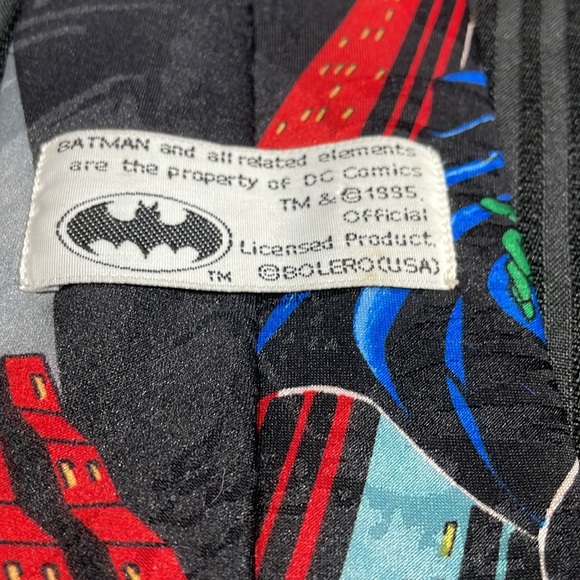 Batman and Robin Men’s Tie - Picture 2 of 4